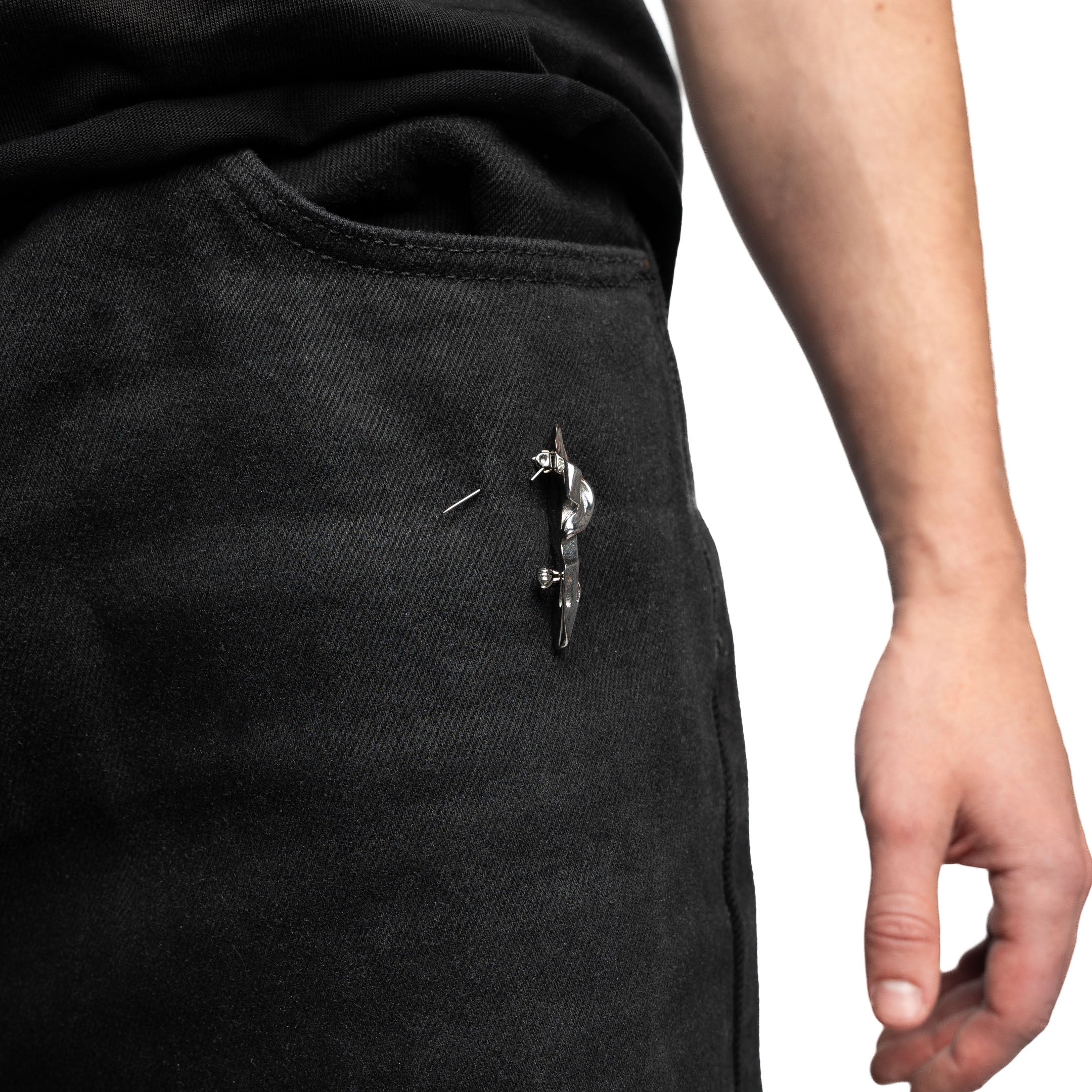 PARASITE BROOCH