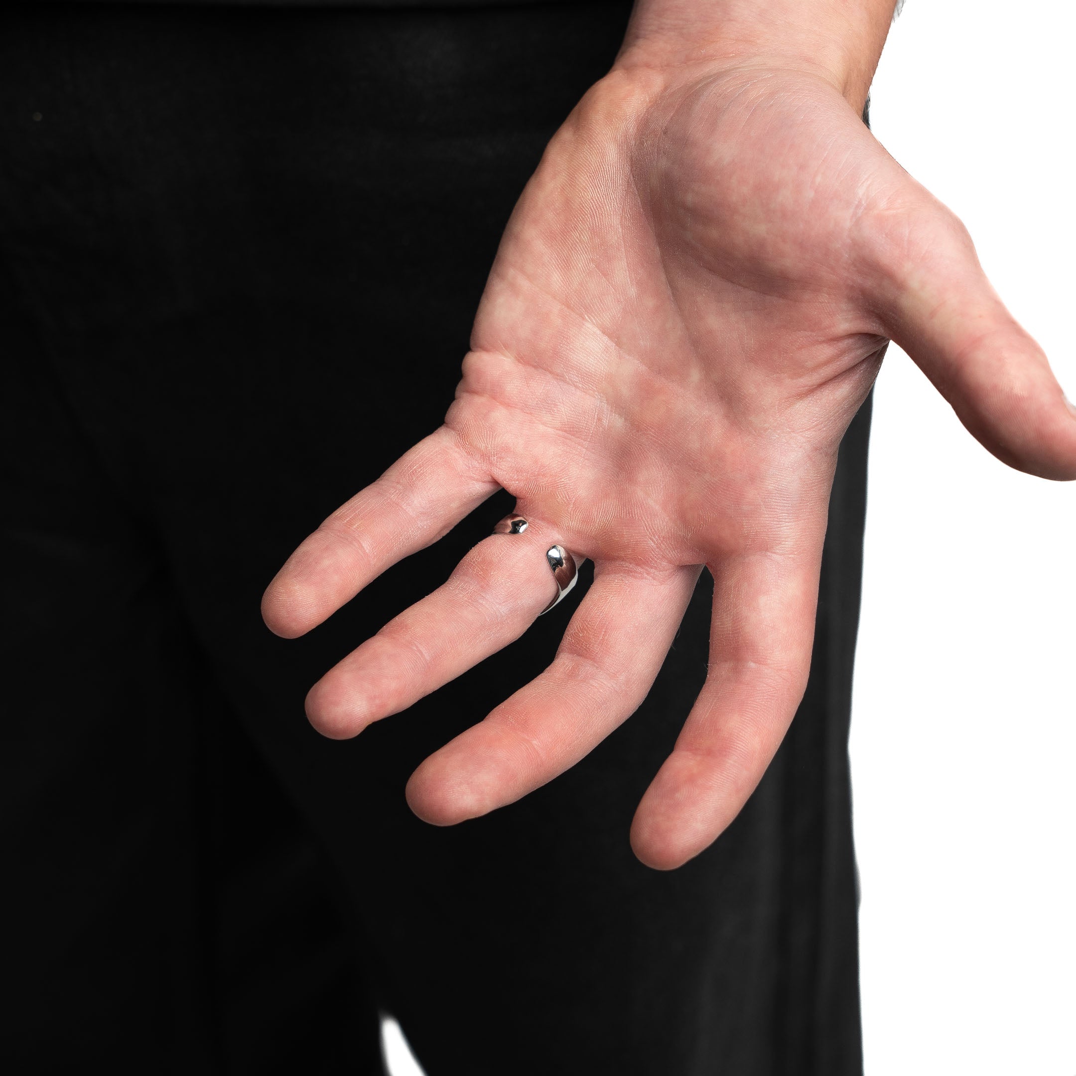 DUSK RING